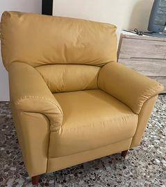 Divano +  2 poltrone