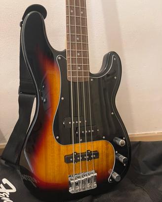 Kit Fender Squier Precision Bass
