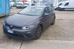 Volkswagen Polo TSI Business 2022