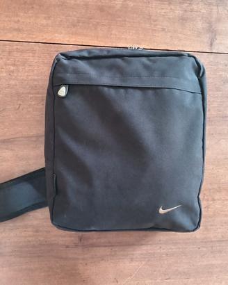 zainetto Nike