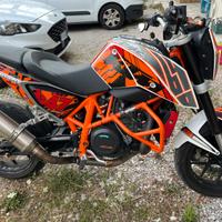 Ktm duke 690 depotenziata a libretto