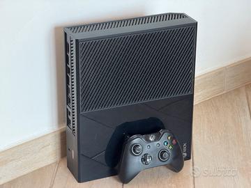 Xbox One + controller