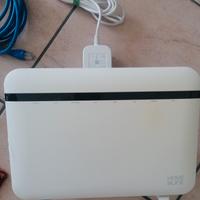 modem router WiFi e telefono cordless 