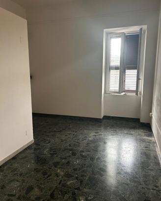 Locale uso ufficio/studio professionale