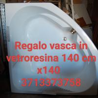 vasca in vetroresina 140x140 cm