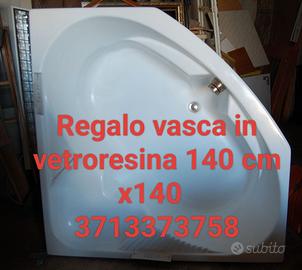 vasca in vetroresina 140x140 cm