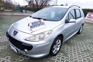 Peugeot 307 1.6 16V Station XS ideale per neopaten