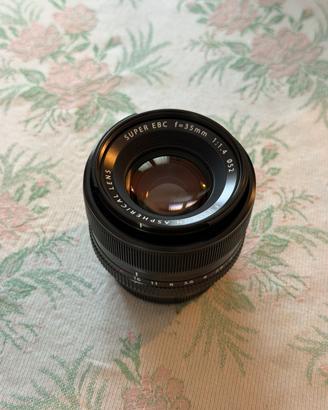 Fujifilm obiettivo 35 mm f 1.4