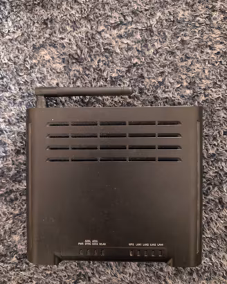 Modem Router ADSL Wi-Fi Pirelli