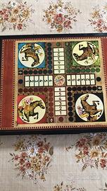 Set da gioco vintage- dama, scacchi e ippodromo