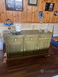 Tavolo, credenza e contro mobile in legno massello