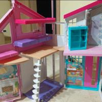 Casa di Barbie a due piani
