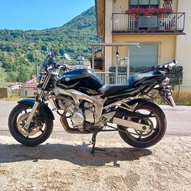 Yamaha fz6 - 2004