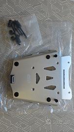 PIASTRA PER BAULETTO POSTERIORE GIVI