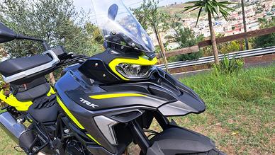 Benelli trk 702x con 800km