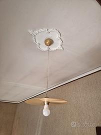 Set di lampadari seminuovi.