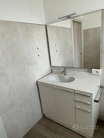 Mobile bagno con lavabo + specchio LED