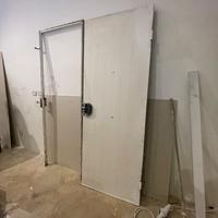 Porta di ferro con serratura Mottura