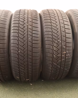 Gomme Continental Winter Contact 235 50 19 inverno