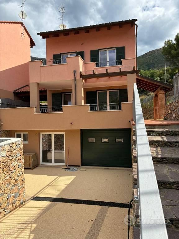 Casa – Cisano sul Neva, Cenesi - Vista 2