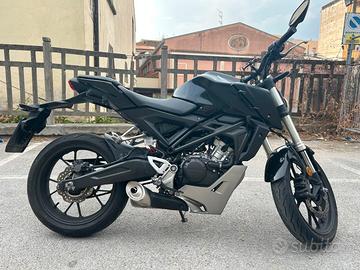 Honda CB125R