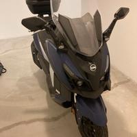 Scooter Cruisym 300 benzina