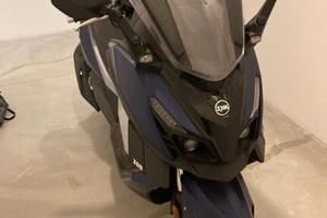 Scooter Cruisym 300 benzina