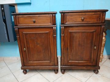 Coppia di mobili 
