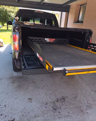 pianale di carico scorrevole per pick up o furgoni