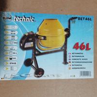 Piccola betoniera portatile per lavori fai da te