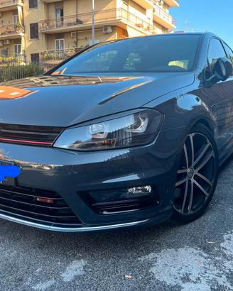 Volkswagen Golf 7.5 RLine 1.5 DSG 220Cv ELABORATA
