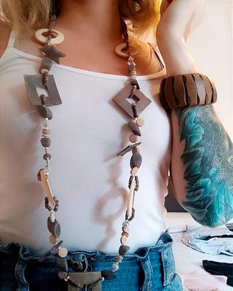 Collana e bracciale legno