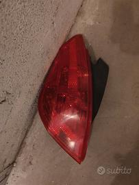 Fanale posteriore  dx peugeot 308