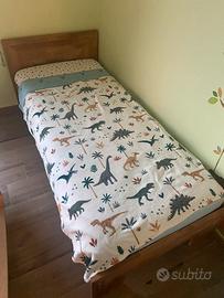 Letto singolo in legno con doghe + materasso