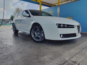 Alfa Romeo 159 Sportwagon Distinctive  1750 TBi