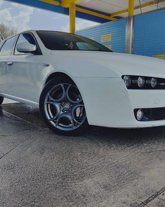 Alfa Romeo 159 Sportwagon Distinctive  1750 TBi