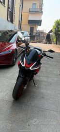 Aprilia tuono 660