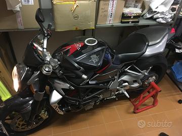 MV Brutale 910 R