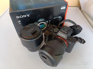 Sony Alpha 7 ii con tre obiettivi