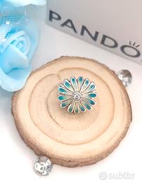 charm originale Pandora margherita blu