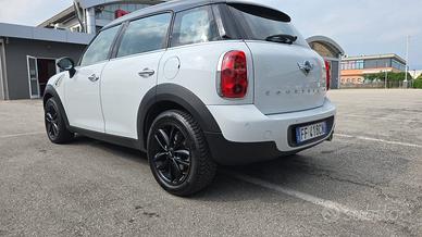 Mini Cooper D Countryman Mini 1.6 Cooper D Country