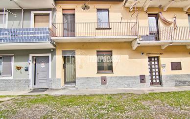 Ampia soluzione con dependance e box doppio!!!