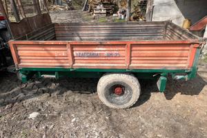 Rimorchio agricolo trazionato