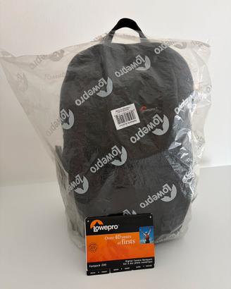 Zaino fotografico Lowepro Fastpack 200 (Black)