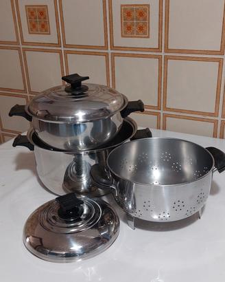 Pentole e scolapasta in acciaio