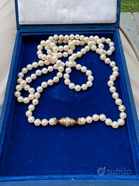 Collana Perle con chiusura oro e brillanti