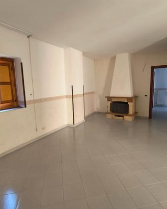 APPARTAMENTO 3 LOCALI + sottotetto