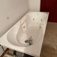 Jacuzzi