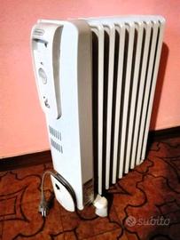 CALORIFERO ELETTRICO AD OLIO DE LONGHI