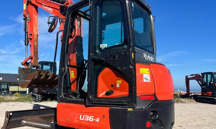 Escavatore Kubota 36q